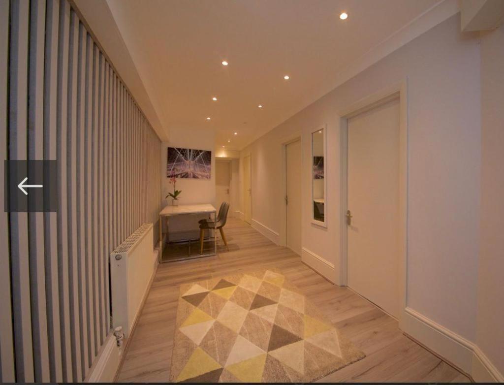 Lancaster Gate Hyde Park Lodge By Urban Retreats Londres Exterior foto